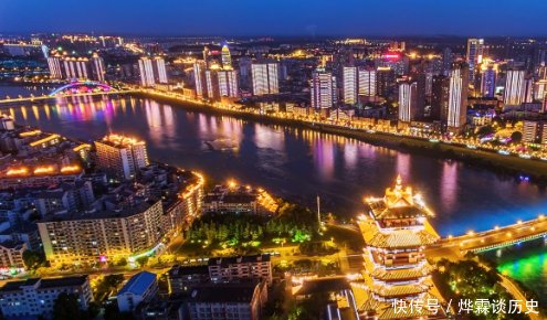  四川：航拍夜景，四川六大城市成都、绵阳、南充