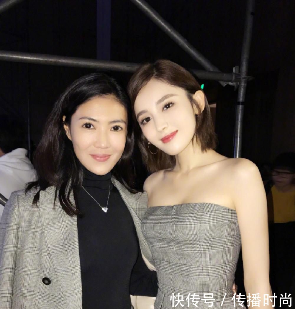 古力娜扎 骨子中有淡淡的性感, 皮肤嫩滑, 不知不觉看迷了