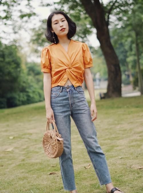  把小姐姐@“手表鞋”不知道怎么穿？最近流行搭配长裤，秀儿也想穿上晒腿！