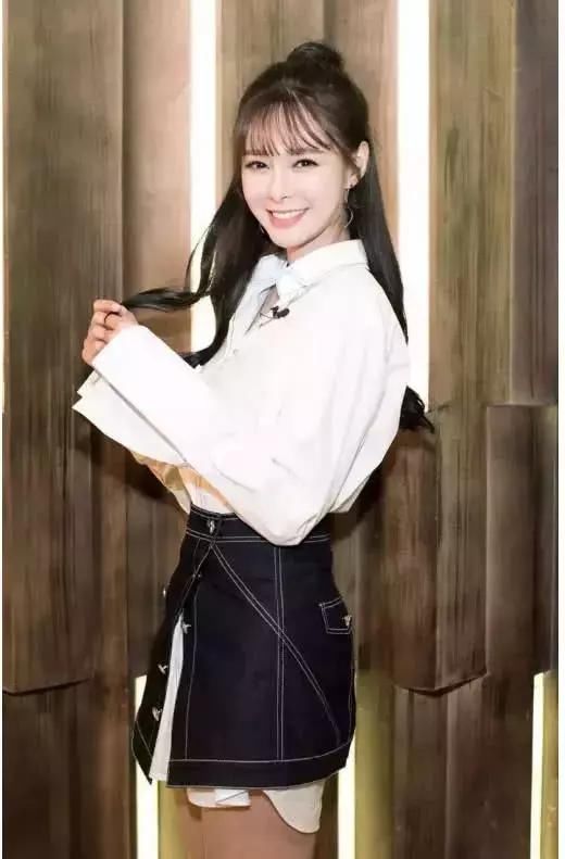 裙子里别再穿“安全裤”了，这样穿轻松十倍，既安全又有空气感