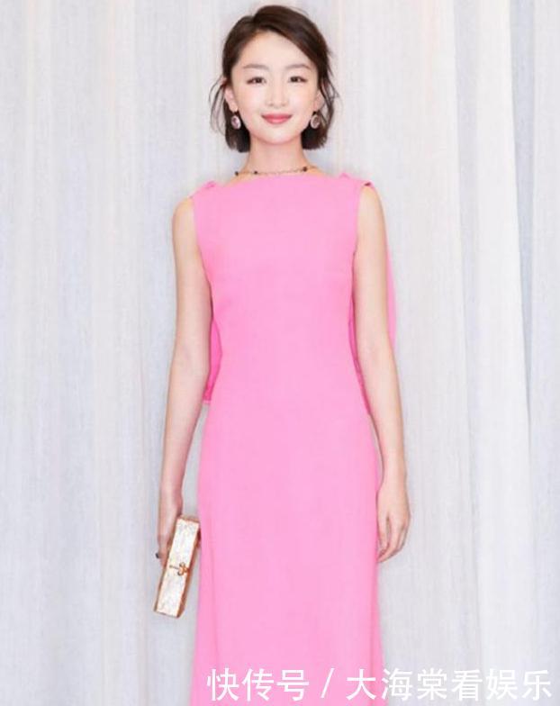 周冬雨短裤短得过分，三角区明显，网友直呼：没眼看