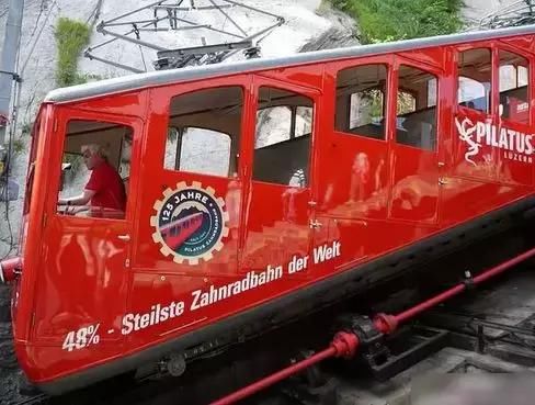 阿尔卑斯冰原列车,踏上瑞士最美风景之旅