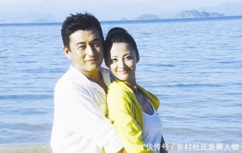 『二婚』张歆艺:初恋将她捧红,转身闪婚小15岁娇妻,今二婚袁弘幸福不已