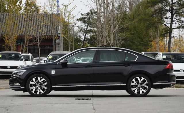  [感觉]拥有一台大众迈腾是何感觉？会有女生喜欢吗？看完你就知道了！