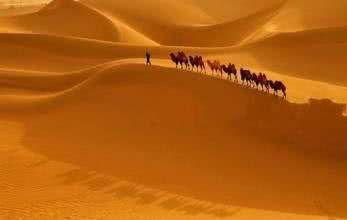  「腹地」中国最美的五大沙漠，塔克拉玛干沙漠腹地