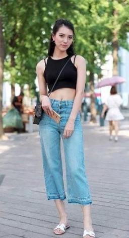 街拍美女: 小姐姐太撩人, 真想和她去约会！