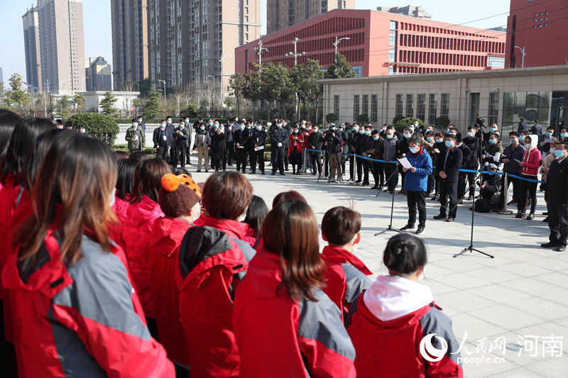  「慎志远摄」河南第十批支援湖北医疗队再出发