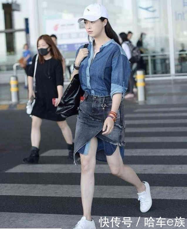 蒋欣为了遮住那2斤大白肉，居然穿成这样 网友：真是费尽心机啊