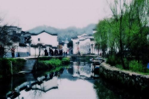 中国必去的九大漂亮小镇，我只去过那个最美的地方，你去过几个？