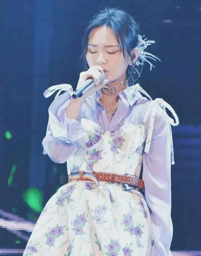 周笔畅承认整容，变漂亮了吗？