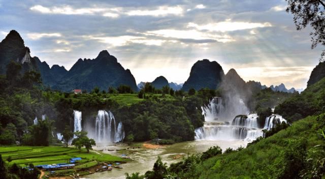 中国最美的六大瀑布，你知道几个？