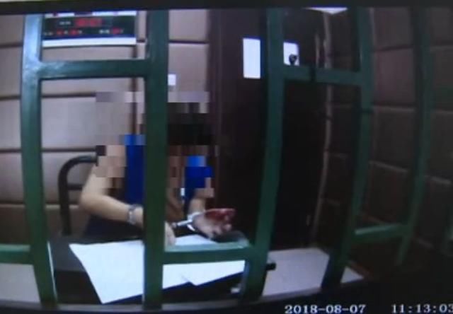 新婚妻子肚子竟有剖腹产刀痕？！一查才发现：不但结过婚还生过小