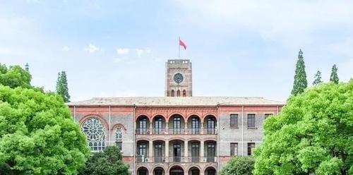 2020考生，省内读大学VS省外读大学，到底如何选择？