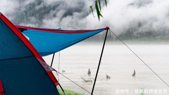 越野部落川藏勘线风物志（五）：一个老喇嘛和两个小屁孩的拉萨