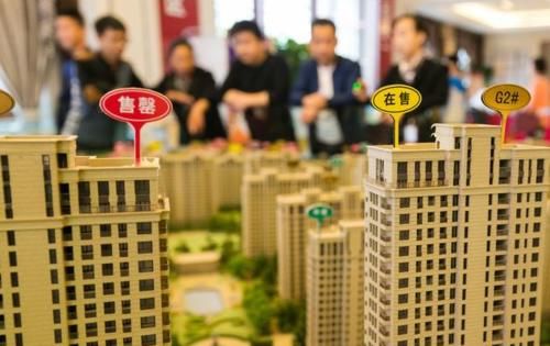  「买房」当初使劲往城市挤，花高价买房的农民，为何现在却想“