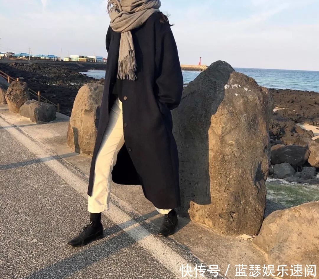  『与奶奶裤』别再穿阔腿裤了！2020最流行的“奶奶裤”才是真时髦！