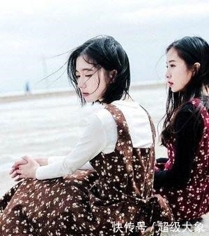  『碎花』碎花裙太老气？选对颜色、穿对款，秒变优雅小仙女
