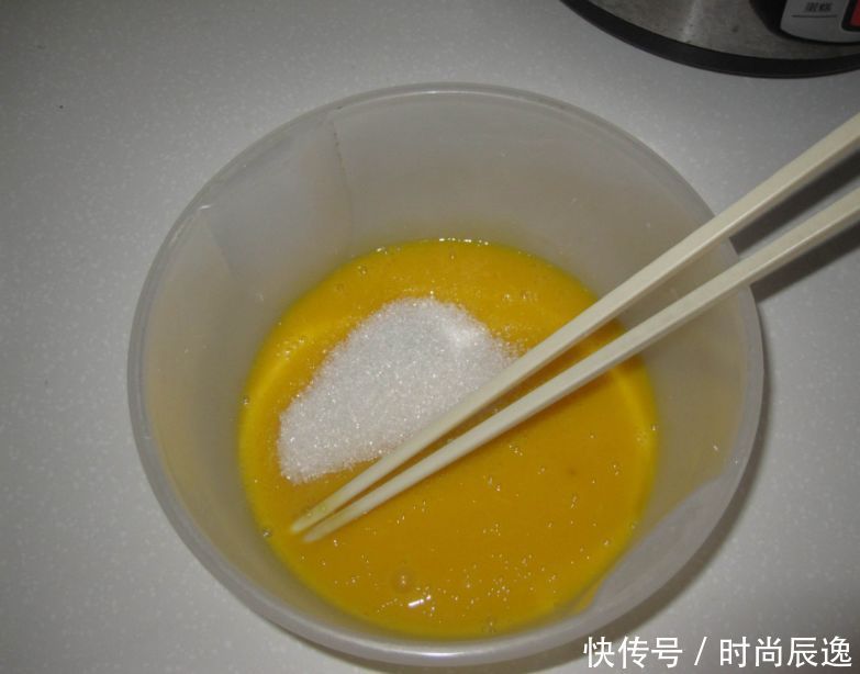 不要乱用面膜了，厨房廉价的它，睡前抹脸，两月脸上斑点不见了