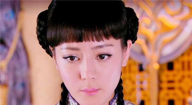 『脸上』有这3个“特征”的女生,不要留“刘海”,不仅拉低颜值还显脸大