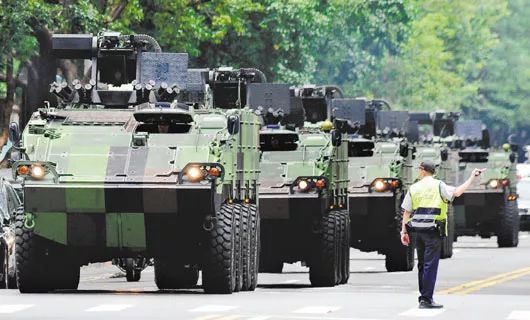 蔡英文用来“逃命”的装甲车有21项重大缺失！