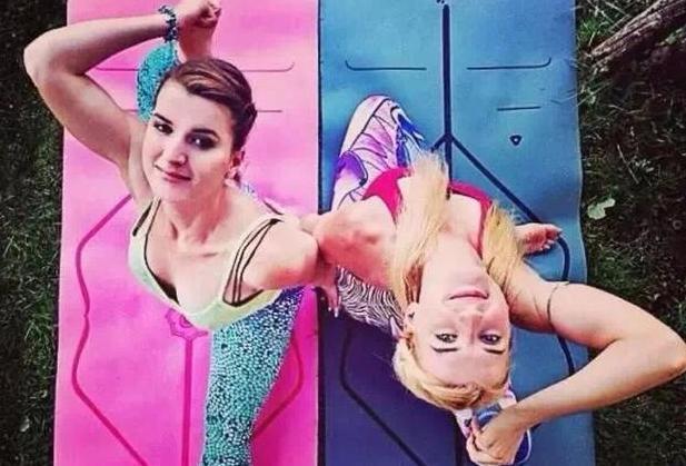 28-同是100斤，练瑜伽和不练瑜伽，身材差别有多大