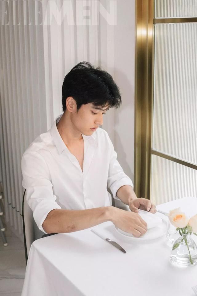 实测：穿背心短裤去高级餐厅，会被轰出来吗？