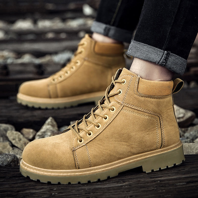 新发现一种“军靴”一夜飚红，耐穿时尚不累脚，尤其适合70男人