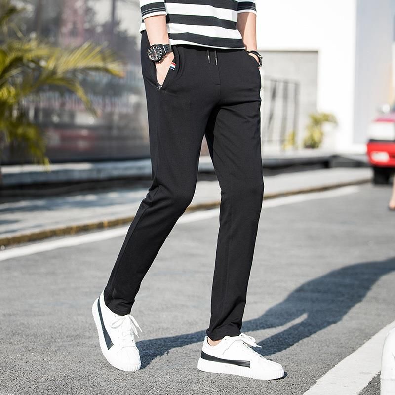 超级小男神，帅气的小裤子，期待你的带走，牛仔裤