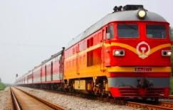  pageType_zmt火车以每小时160公里行驶，如果行驶轨道上有石头要