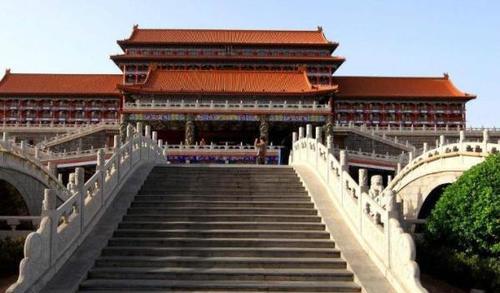 国内最“无奈”城市：离天安门仅几十公里，却被人“一分为二”