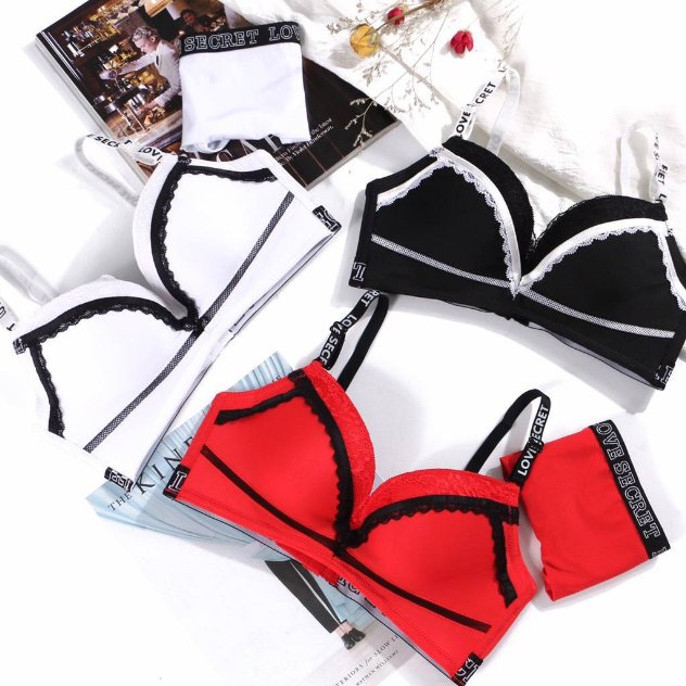 文胸别穿棉麻的，聪明女人都穿“弹性”材质，无痕无钢圈更挺拔