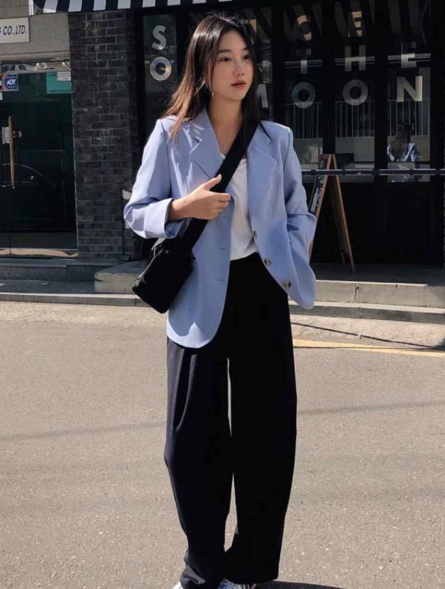  「衬衫」为什么有的人衣服越来越少，却越来越好看？