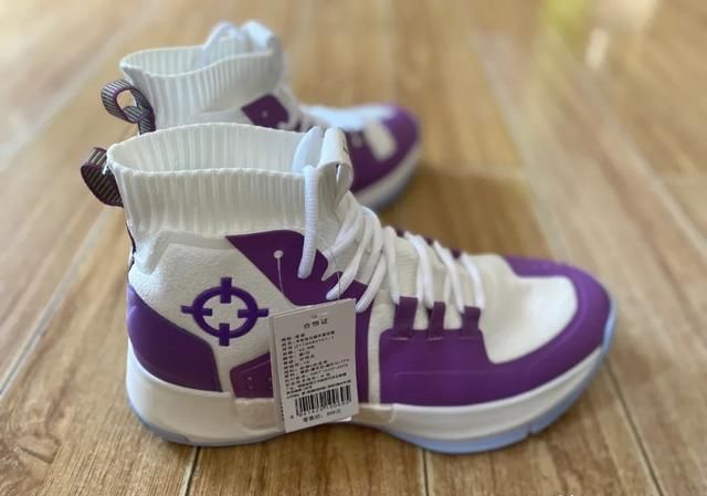「鞋面」全掌类boost,足弓大碳板,范弗里特上脚的狙击一代你期待吗