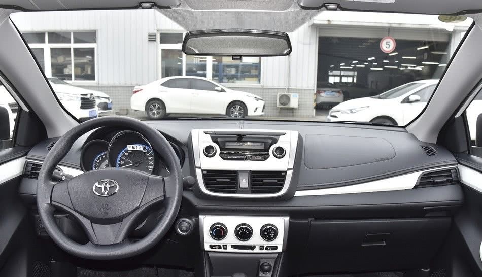 『不到』8年前16万,如今仅需6万不到,油耗低至3毛2碾压捷达和飞度