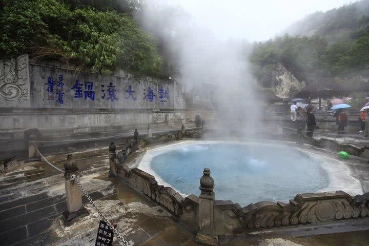 寒假去云南旅游，不去大理丽江你应该怎么玩，这些地方美若仙境