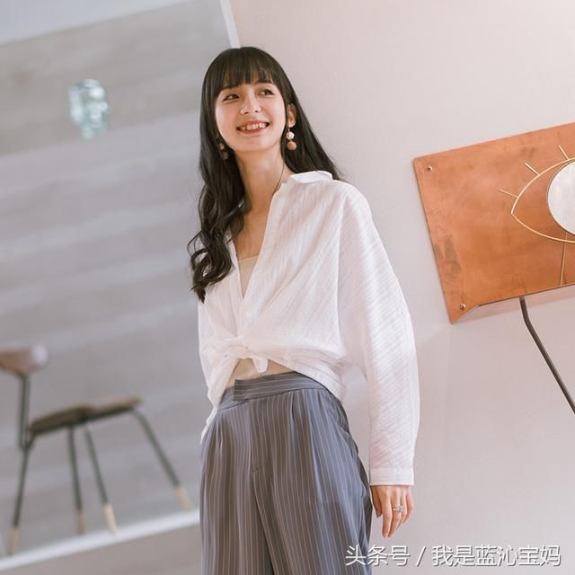 初秋怎么穿?文艺小姐姐的穿搭示范给你灵感