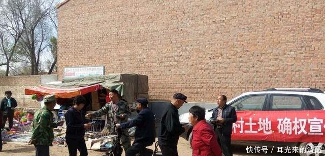 火葬省地又省钱，为什么农民不愿意老农说了三句话，专家无奈