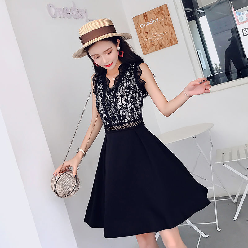 蕾丝的优雅永不过时，悠悠女人味挡不住，8090后女人穿，超美