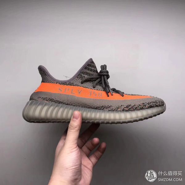 还记得侃爷当初那句人手一双YEZZY吗?