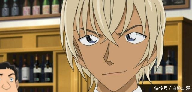 名侦探柯南: 腹黑的4个角色, 智商超高, 柯南遇到要叫"爸爸"