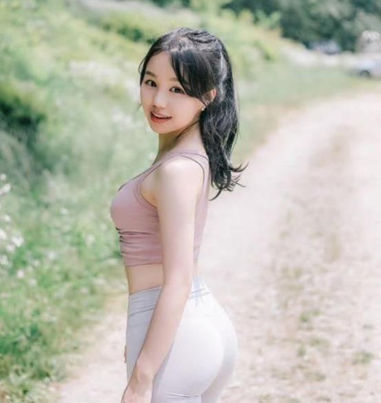 气质|简单好看有气质的小姐姐,仙气十足的小清新女孩,很成熟洋气!