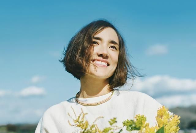  【主妇】日本主妇的“优雅穿搭”：利用简单配色法，穿出一身简约气质