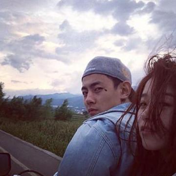 真相大白: 国民闺女恋情属炒作, 剧未播完早已分手, 嫌弃男方年纪