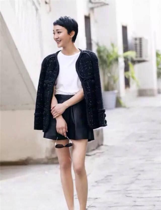  「女人」越来越有气质的女人，穿衣打扮都有这5个特征，老了也是一枝花