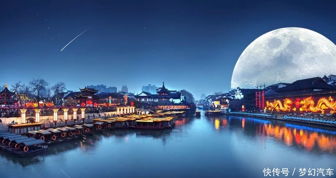 据说每个城市，都有一条适合吃货去的美食街