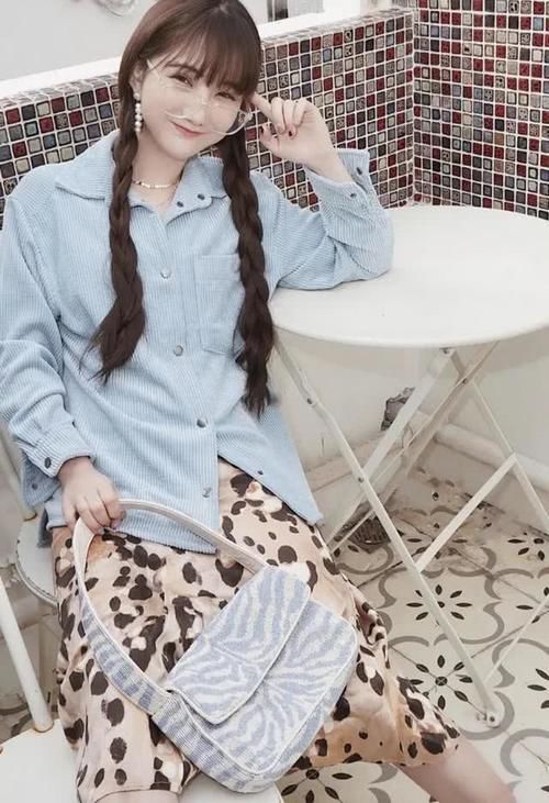  『西装外套』穿衣怎么变高级？整体风格有特点，关键不能忘细节