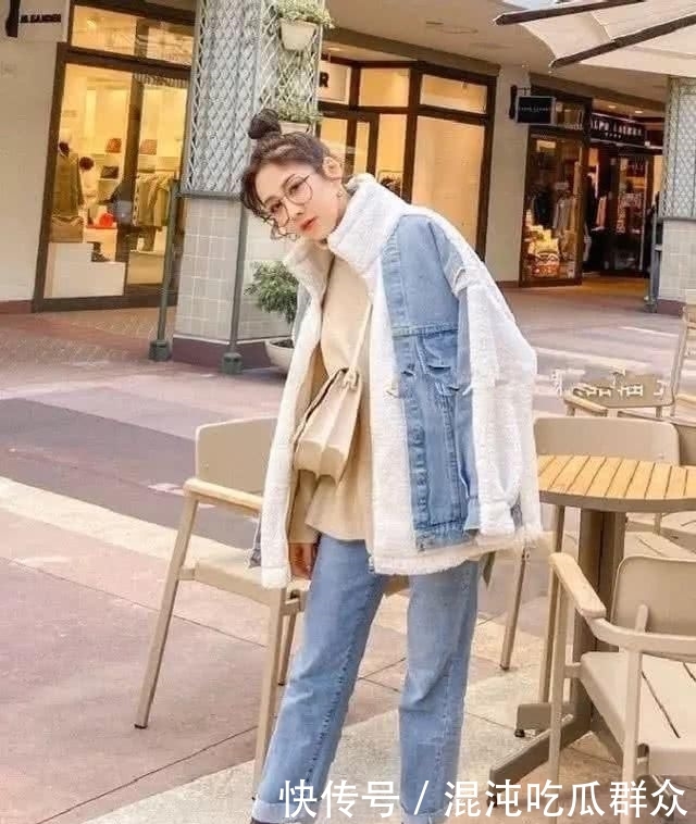  『紧身裤』建议小个子女生：别总穿棉服＋紧身裤，2020流行这样穿很显高