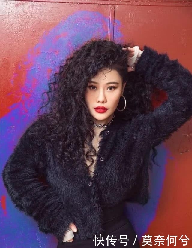 「发看起来」有一种“流行”叫袁娅维的爆炸头,就算是神仙姐姐,也不一定好看