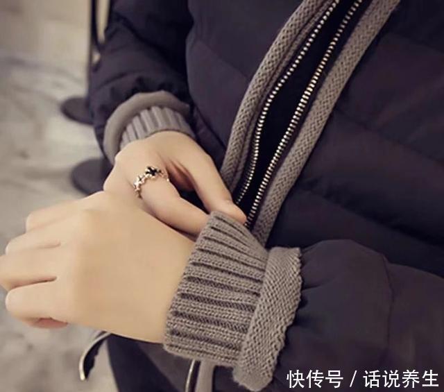 『羽绒服』穿羽绒搭什么裤装 选对这三件你不好看谁好看