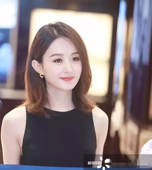 赵丽颖满血回归美开挂一路碾压众女星，但是遇到Baby却慌了